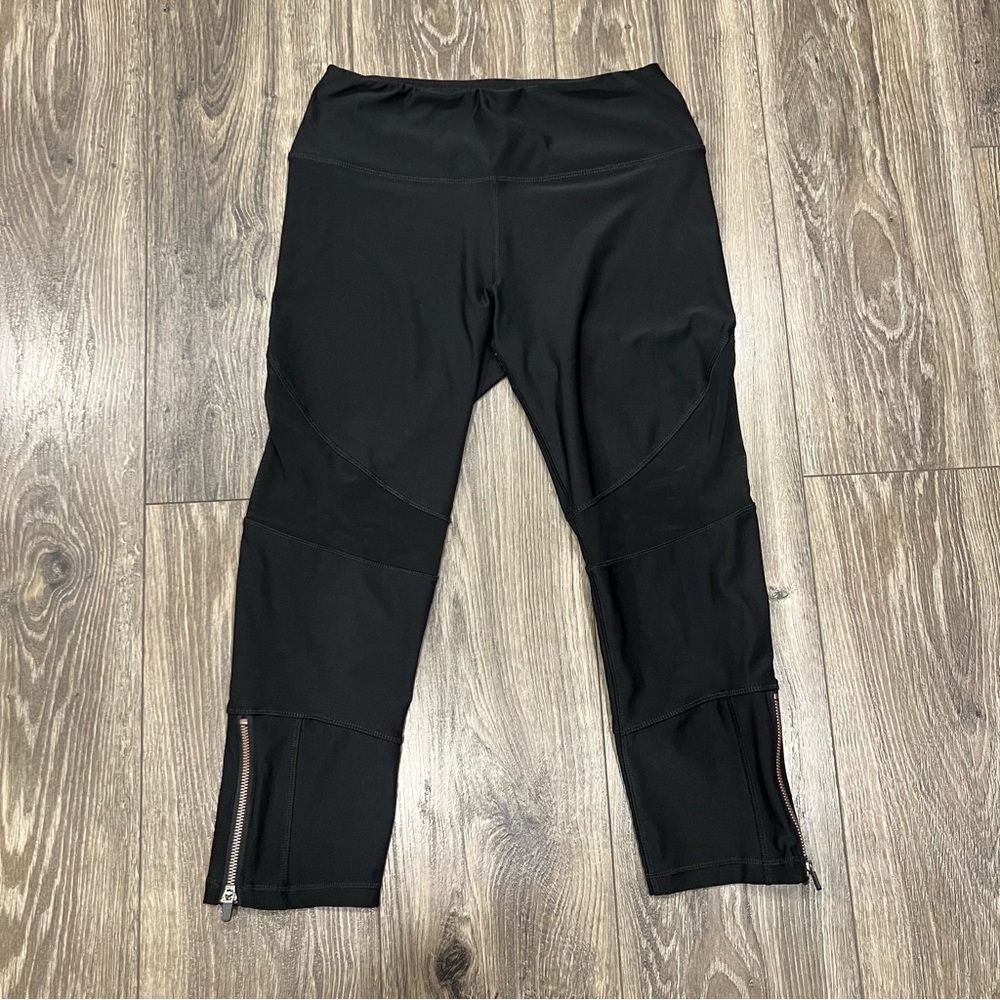 🍎 3/$30 RBX Active Capri Leggings